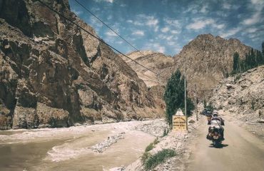 Motorbiking Indian Himalaya