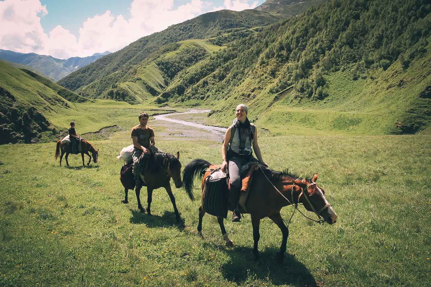 Exped Caucasus horseback riding