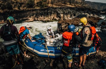 Rafting the Zambezi10